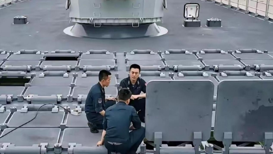 老人去世 狗狗在一旁“泣不成声”,2025澳门藏宝阁论坛免费资料,多元化方案执行策略_创意版V10.88